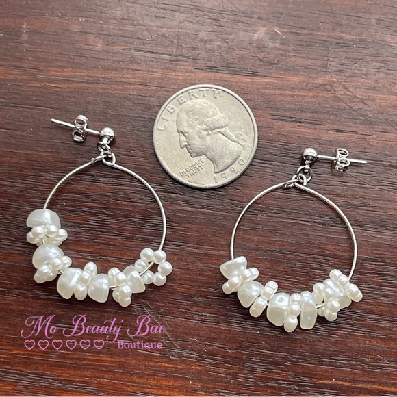 Pearl Stud Earrings - Picture 2 of 5